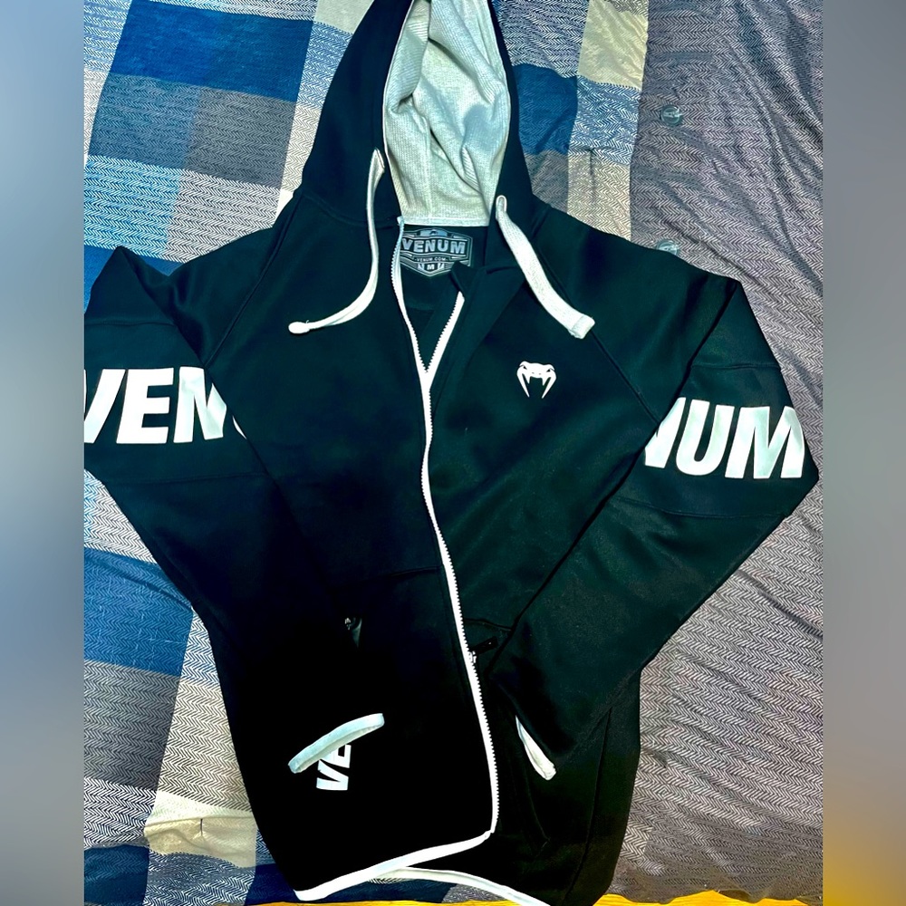 VENUM Walkout Zip-up sweater